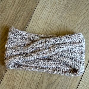 Cozy Knit Headband in Beige/Pink